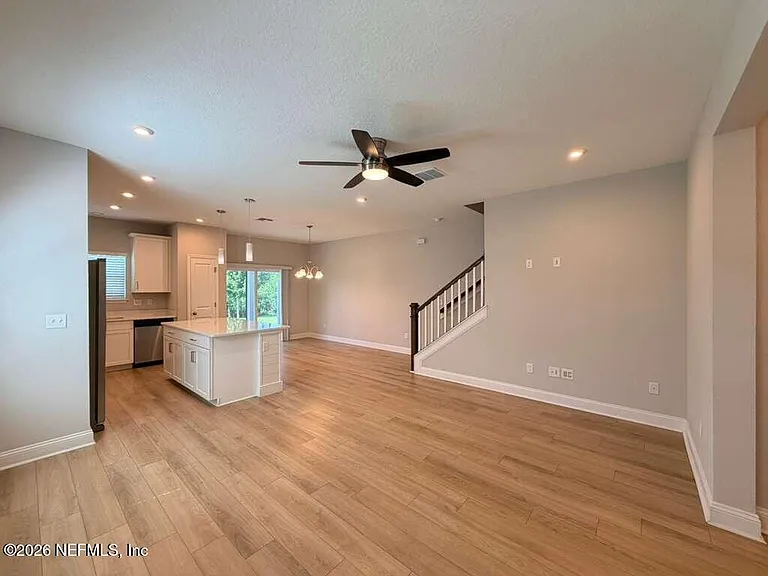 12039 Calvesta St — Photo 3
