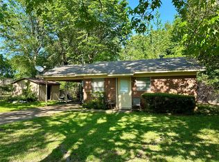 920 Cope Dr, Paris, TX 75462