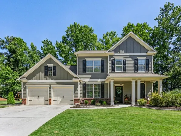 61 Azalea Lakes Dr, Dallas, GA 30157