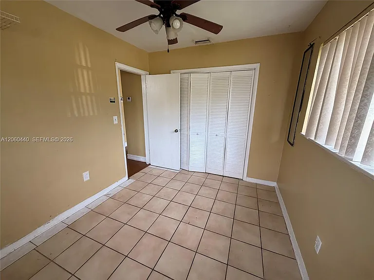 17950 NW 6th Ct — Photo 5