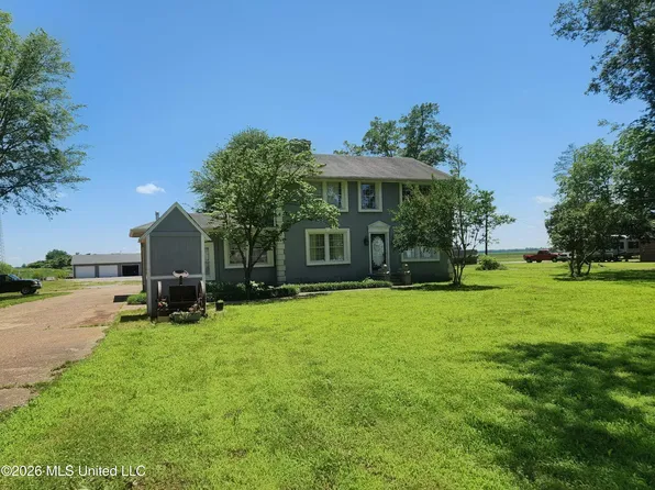 12911 Star Landing Rd W, Lake Cormorant, MS 38641