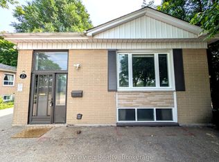 61 Bishop Ave, Toronto, ON M2M 1Z4