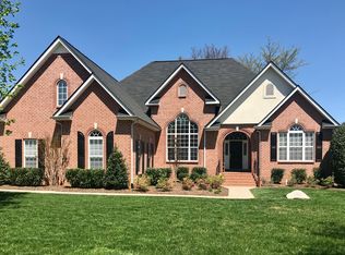 2036 Woodcliff Dr, Smyrna, TN 37167