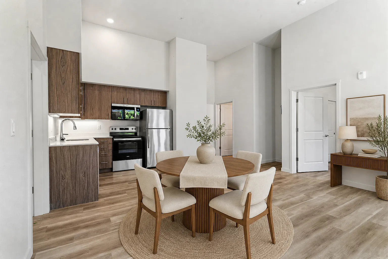 Evergreen Peak Apartments — Photo 3