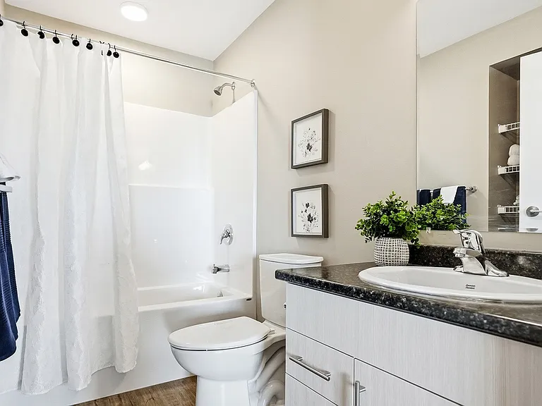 590 Sterling Lyon Pkwy — Photo 7