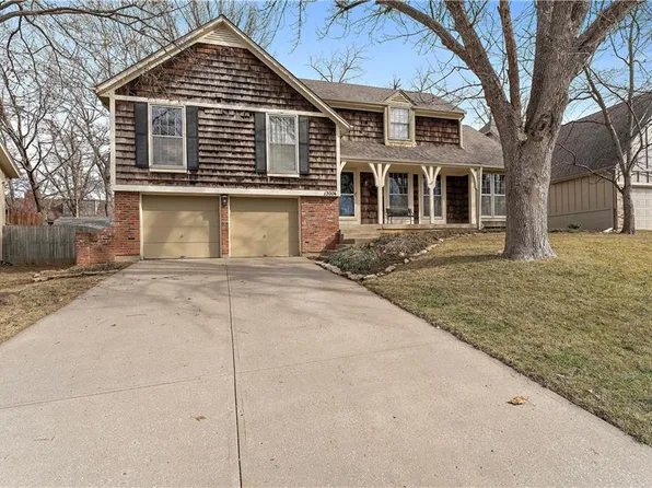 13004 W 102nd Ter, Lenexa, KS 66215