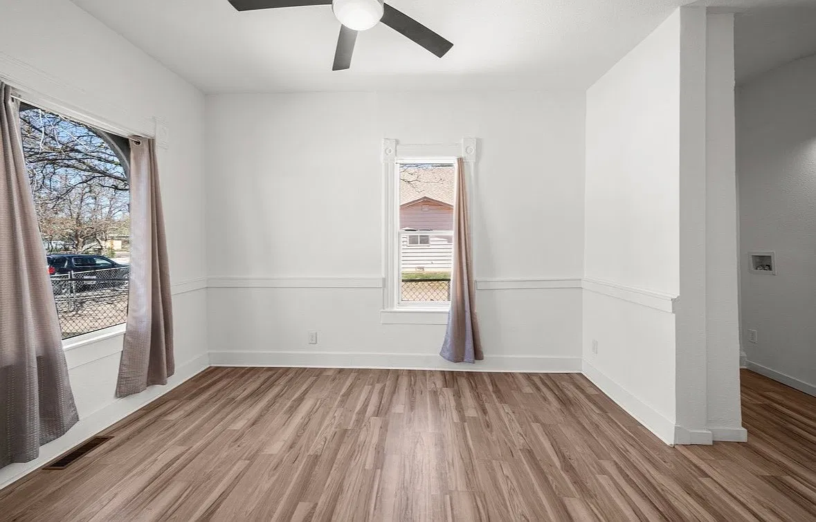 3 bed, 906 sqft, $1,400 — Photo 4
