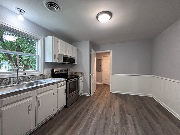 5th image of 6317 Phobus Dr