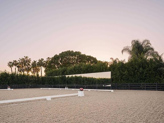 3rd image of 15731 Via De Santa Fe