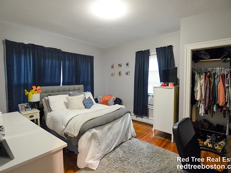 62 Mapleton St — Photo 10