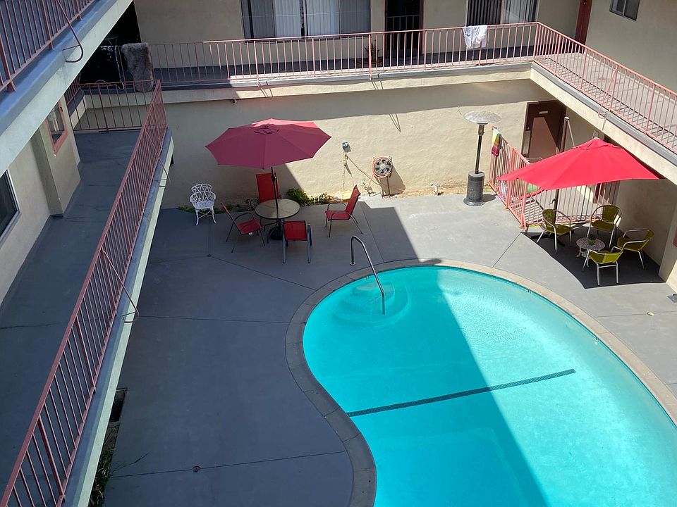 1st image of 1060 S Sherbourne Dr #305