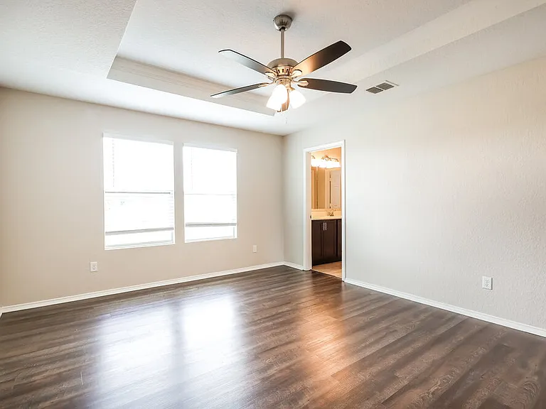 9431 Hanover Sky — Photo 12