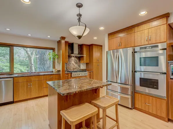 15511 Afton Hills Dr S, Afton, MN 55001
