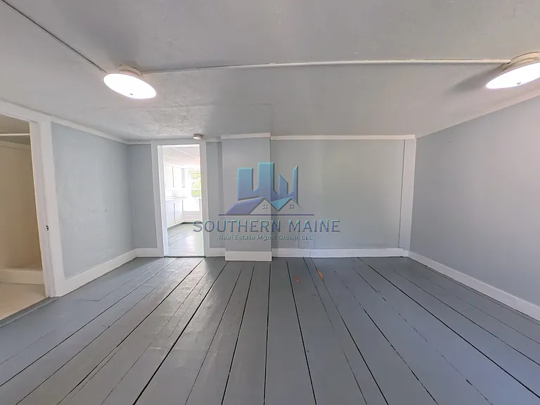 4 Glenwood Ave #D — Photo 5