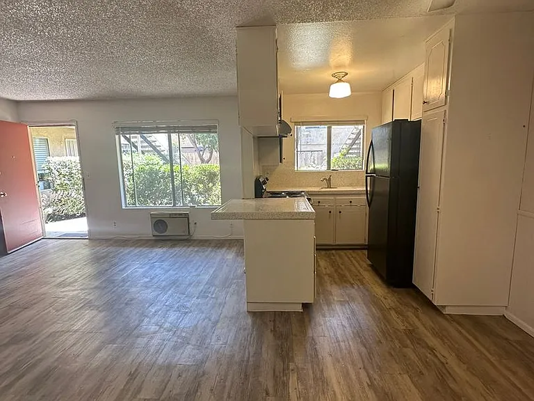 4534 Utah St. — Photo 27