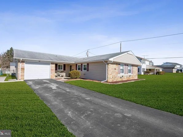 14 Holstone Ln, Willingboro, NJ 08046