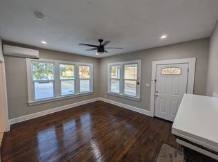 800 W Capps St APT 2, Fort Worth, TX 76110