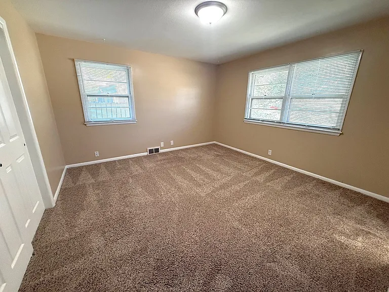 3249 Monte Vista Dr — Photo 6