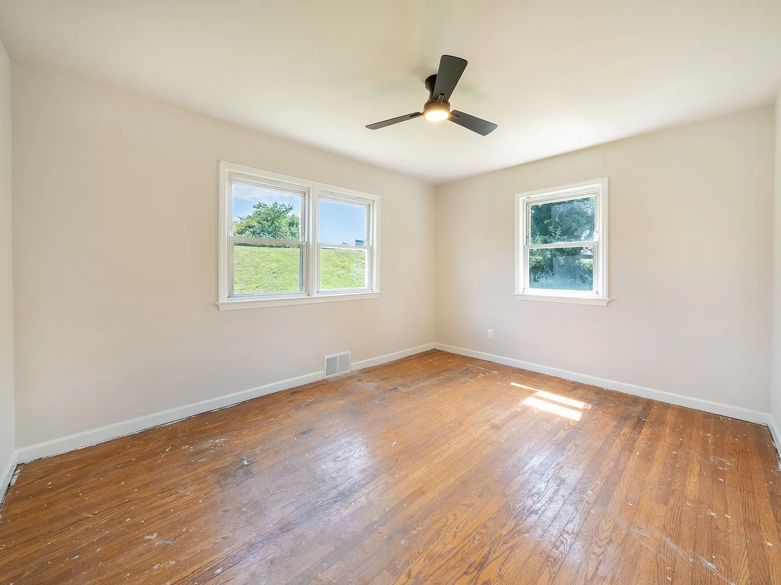 3 bed, $2,600 — Photo 3