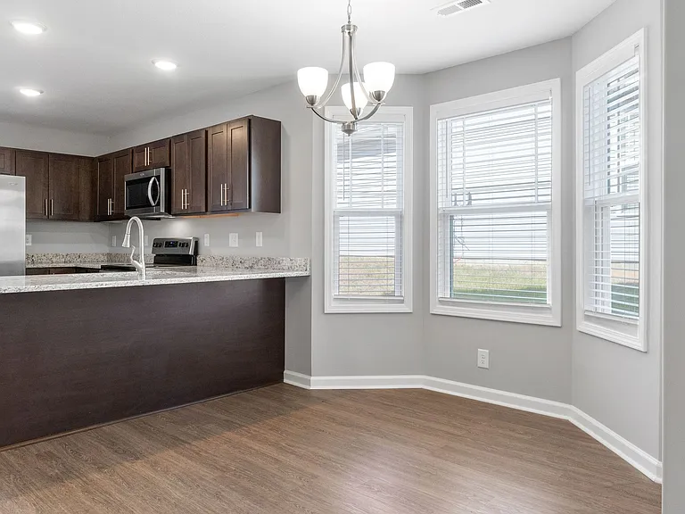 Woodland Valley Ln — Photo 6