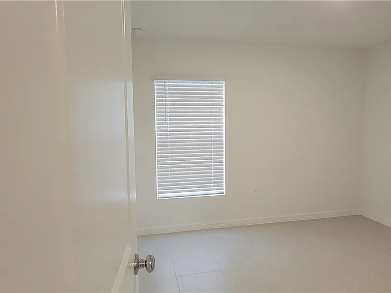 19709 Garden Ridge Ct — Photo 19