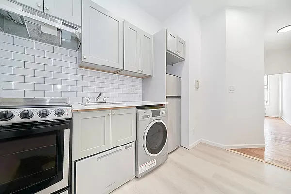 Rented by Living New York | media 1