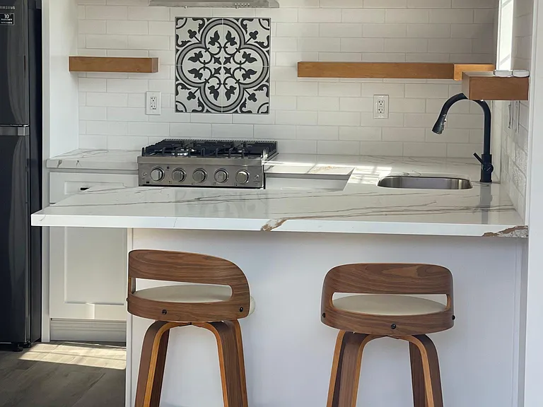 1373 Edgefield St #B — Photo 7