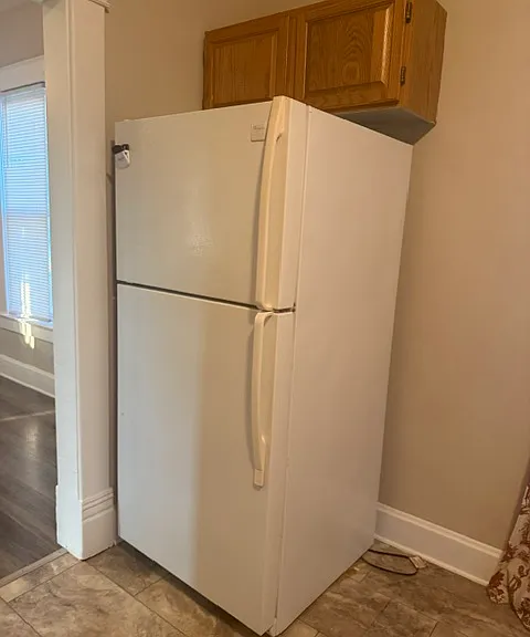 409 Walnut St — Photo 13