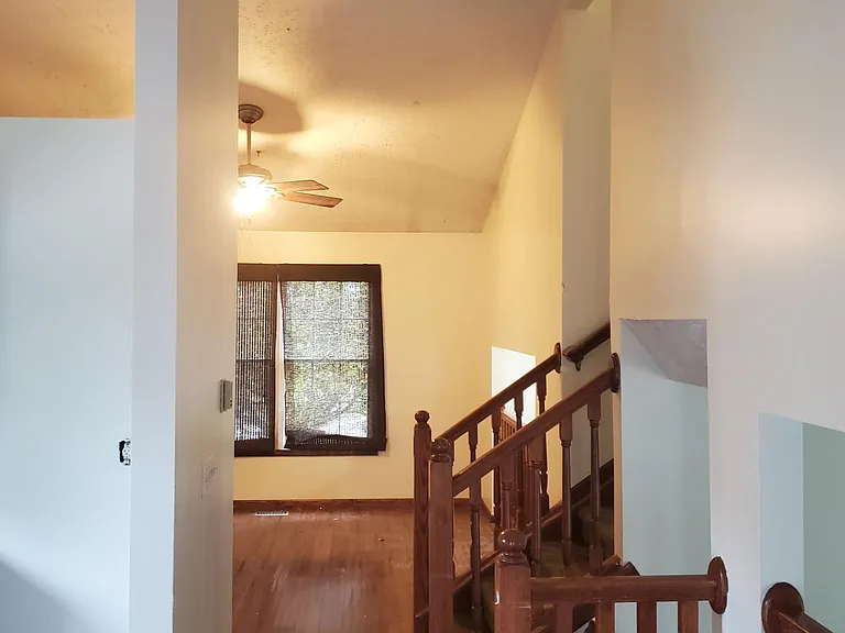 1864 Pine Grove Pl — Photo 9