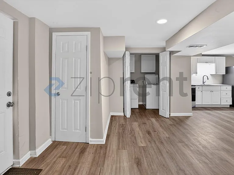 586 Oakside Dr SW #B — Photo 6
