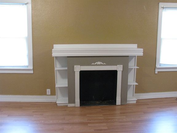2nd image of 1202 E 6th Ave