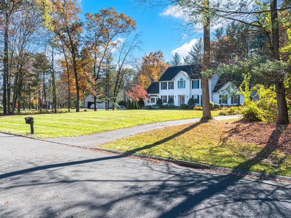 35 Cantlewood Drive, Somers, CT 06071