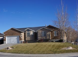 184 Lakeview Dr, Stansbury Park, UT 84074