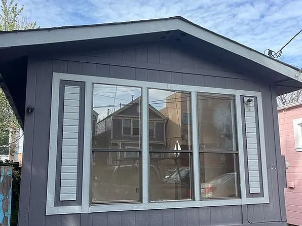 820 Milton St, Oakland, CA 94607