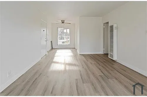3329 W 84th St #3329 Photo 1