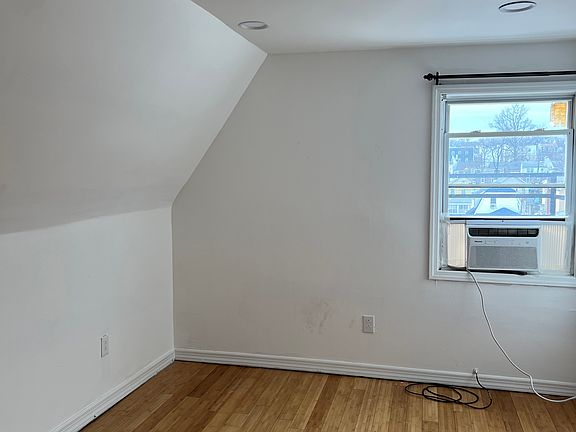 2nd image of 55 De Witt Ave