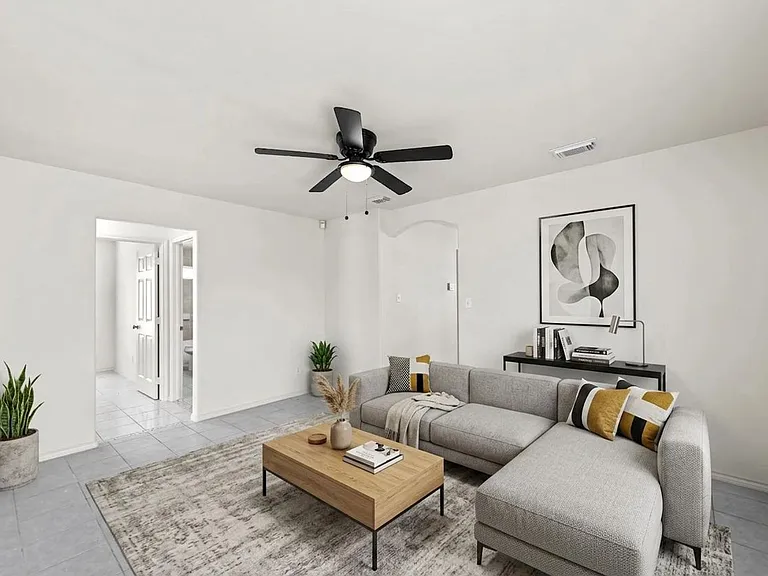3110 Aberdeen Dr — Photo 3