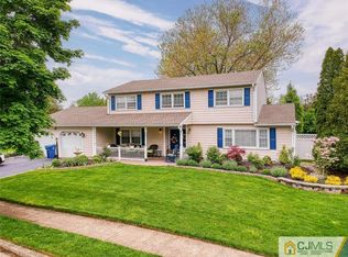 23 Middlesex Blvd, Monroe Township, NJ 08831