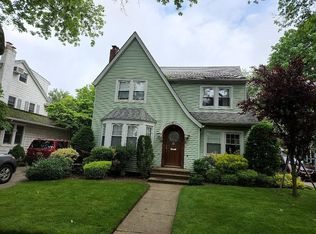 83 Hudson Rd, Floral Park, NY 11001