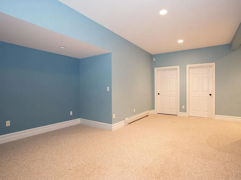 85 Everett St — Photo 20