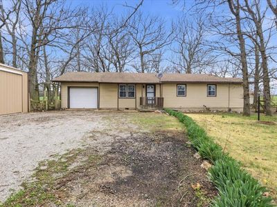 28491 Ozark Drive, Lebanon, MO, 65536