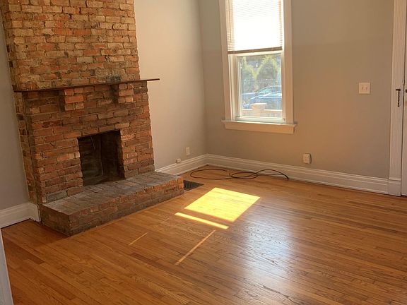 4th image of 2716 Griffiths Ave #1