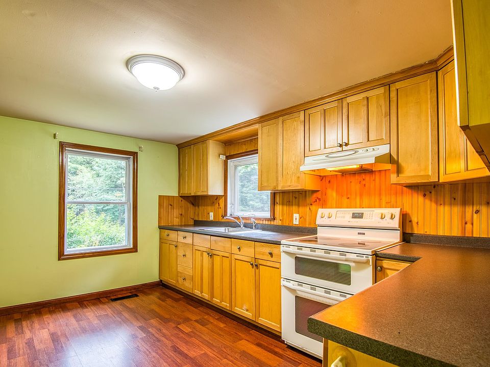 39 Hubbard Grove Road, Shelburne, NH 03581 Zillow
