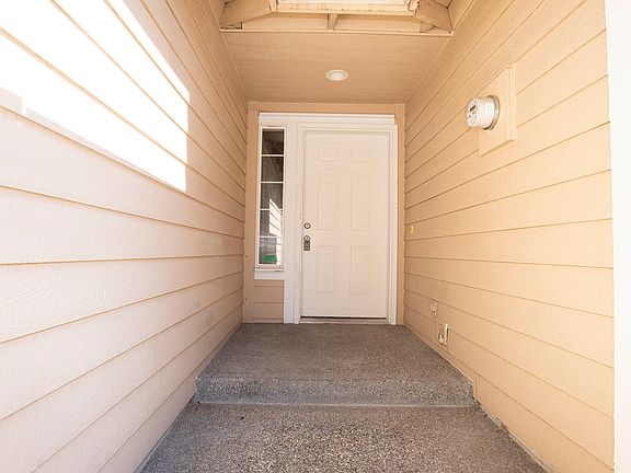 2nd image of 13507 106th Ave E