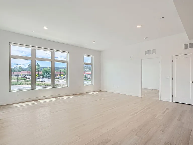 Hayden Place — Photo 8