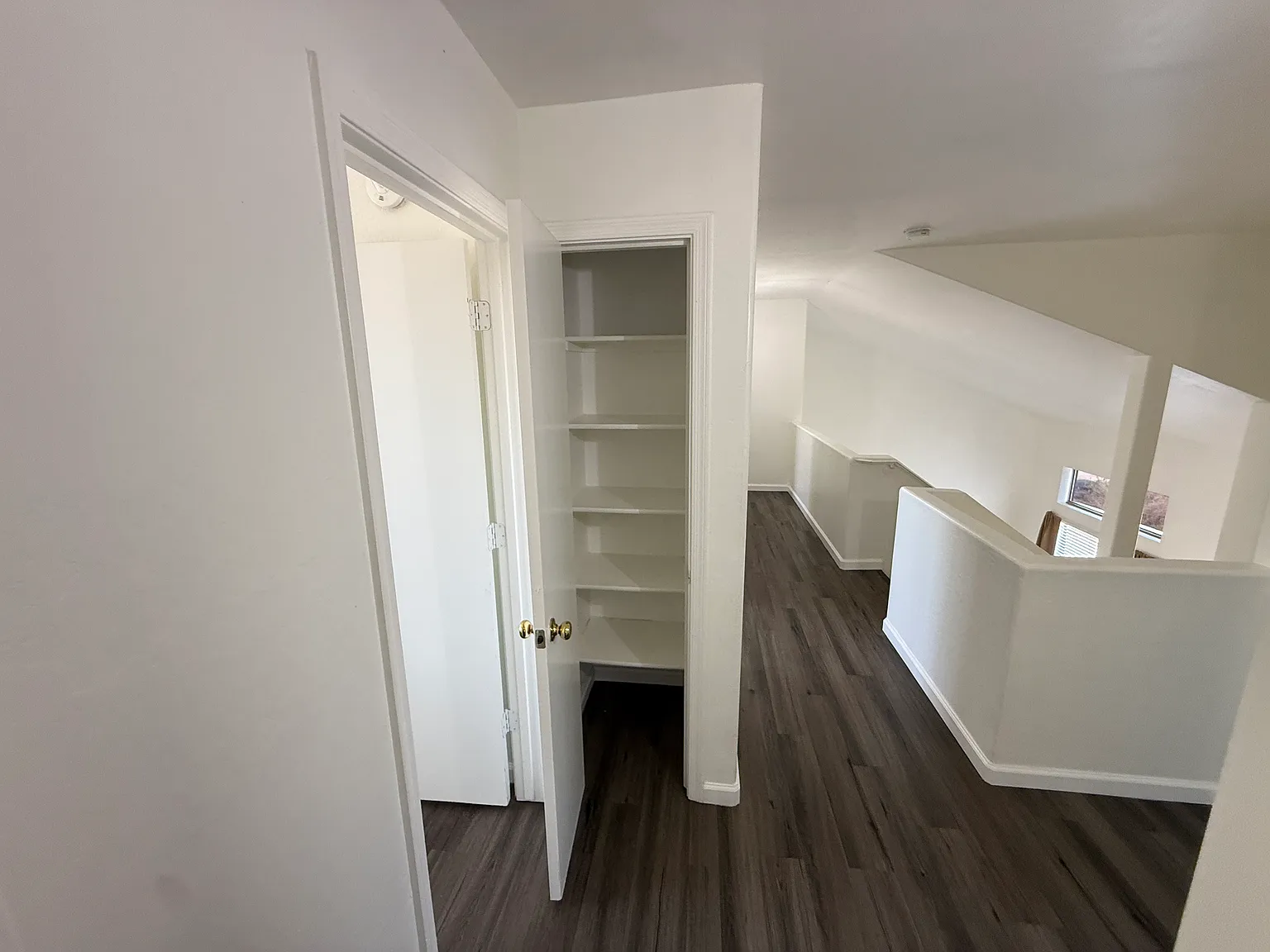 4 bed, 2.5 bath, 2054 sqft, $1,895 — Photo 4
