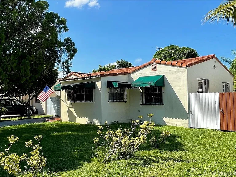 5541 SW 7th St, Miami, FL 33134 | Zillow