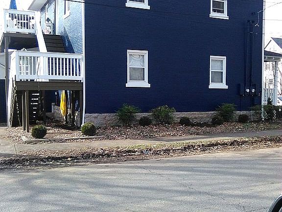 3rd image of 470 Johnson Ave #1