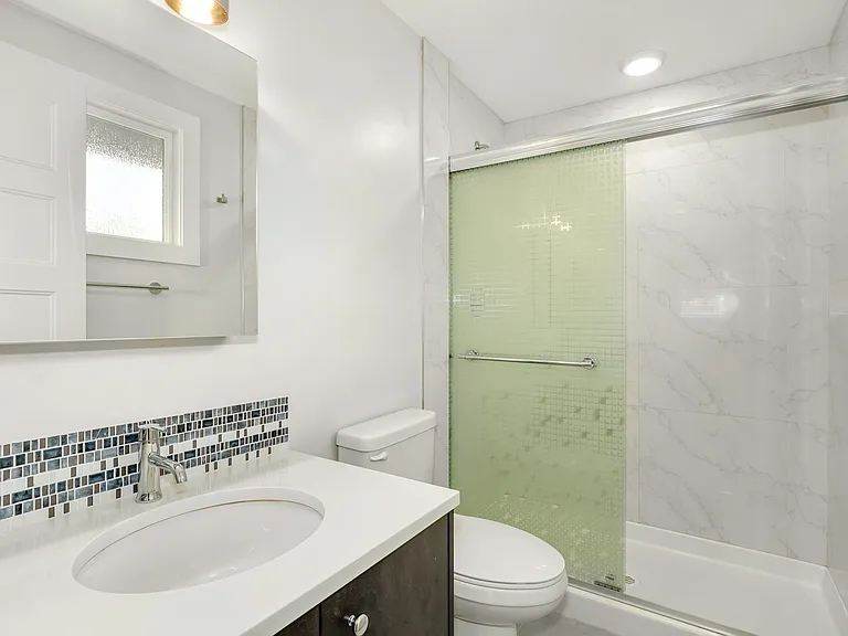 8003 NE 128th St — Photo 9