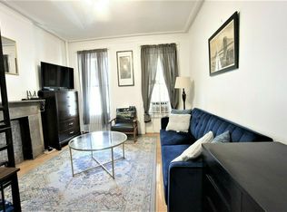 349 W 45th St #3RN, New York, NY 10036